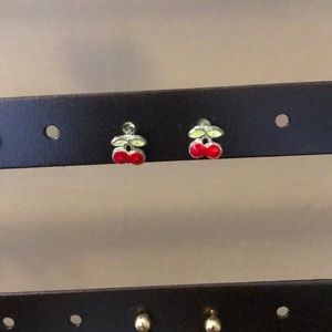 3 pairs of cute red earrings!